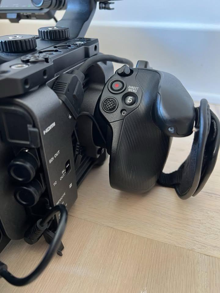 Sony FX6 (ILME-FX6V) cinema camera kit